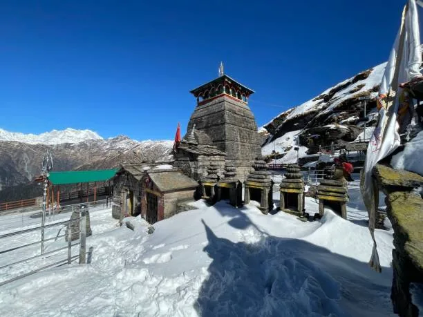 A temple courtyard in the snow